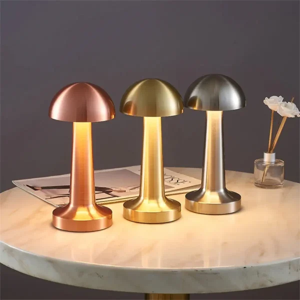 Lámpara De Mesa Portátil Recargable Usb Metalica Domus