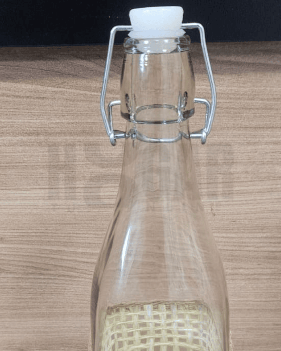 Botella 1L vidrio con funda tejida - Imagen 4